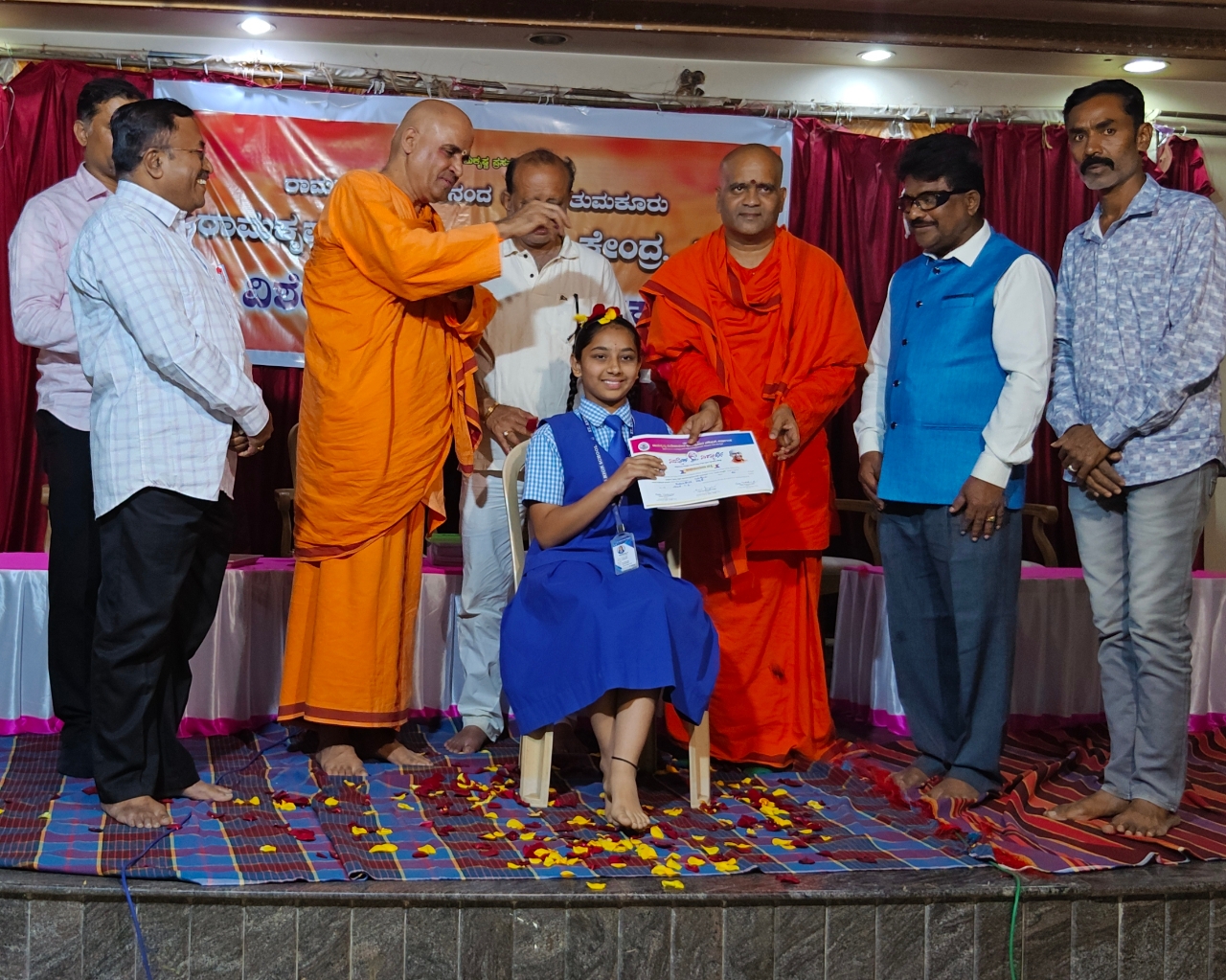 St. Anne's student honoured at Sri Ramakrishna Ashrama, Tumakuru